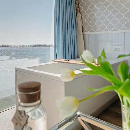 Grand Ht Houseboats- Domki Na Wodzie - Jacuzzi, Sauna, Motorboat Großmöllen Zimmer foto