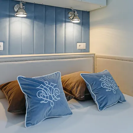 Grand Ht Houseboats- Domki Na Wodzie - Jacuzzi, Sauna, Motorboat Großmöllen Zimmer foto