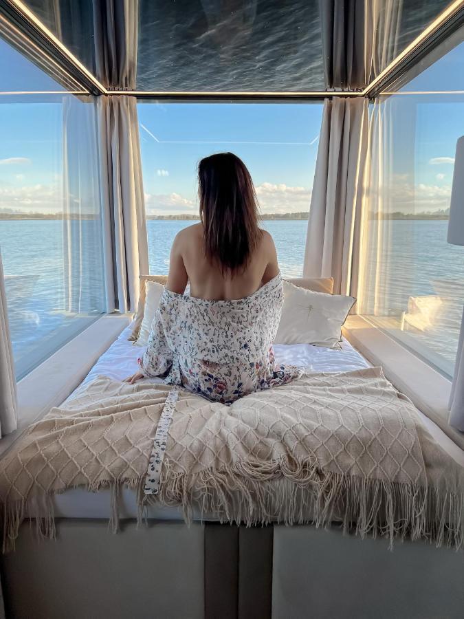 Botel Grand Ht Houseboats- Domki Na Wodzie - Jacuzzi, Sauna, Motorboat Großmöllen
