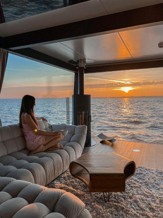 Grand Ht Houseboats- Domki Na Wodzie - Jacuzzi, Sauna, Motorboat *