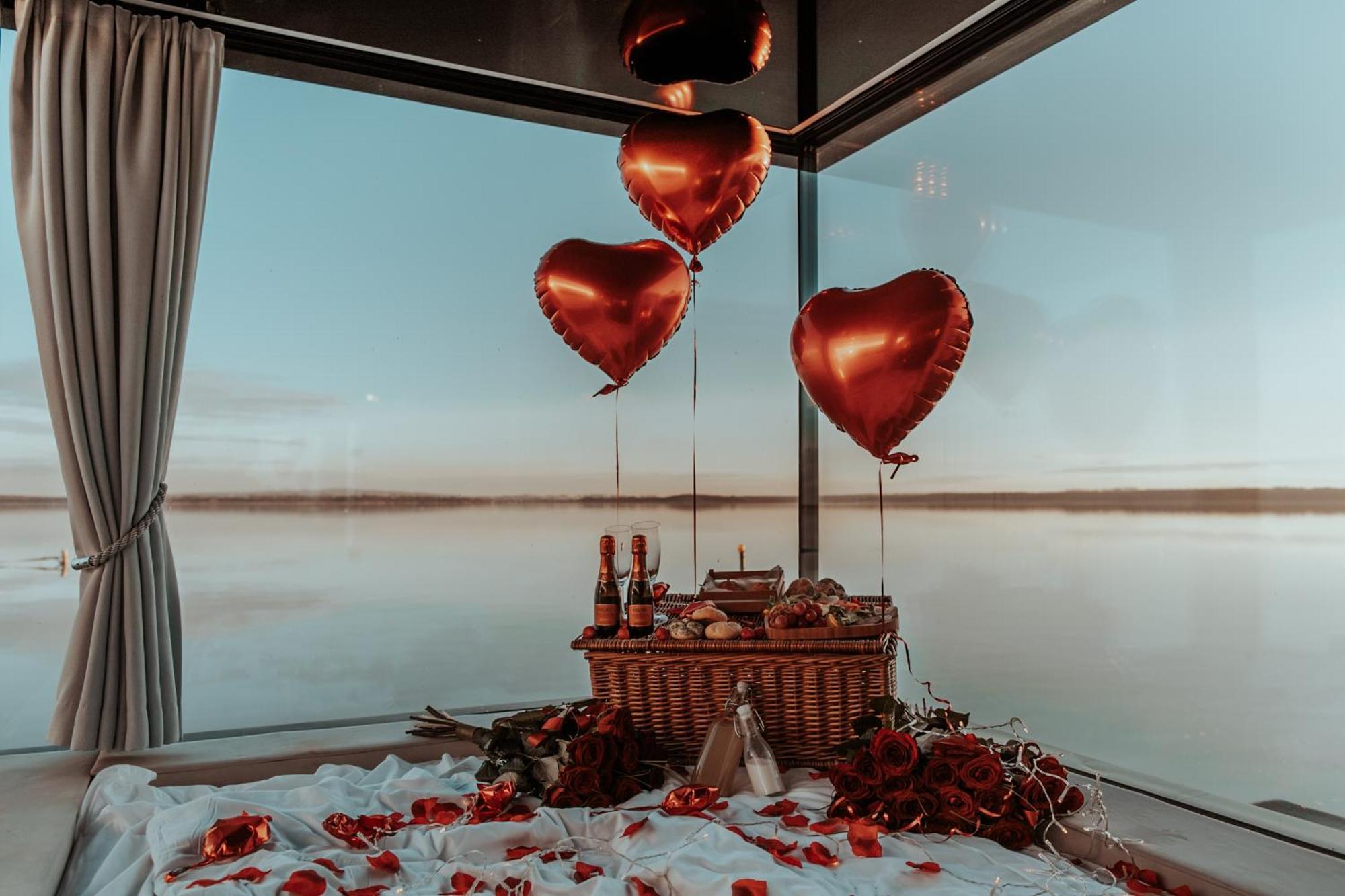 Botel Grand Ht Houseboats- Domki Na Wodzie - Jacuzzi, Sauna, Motorboat *