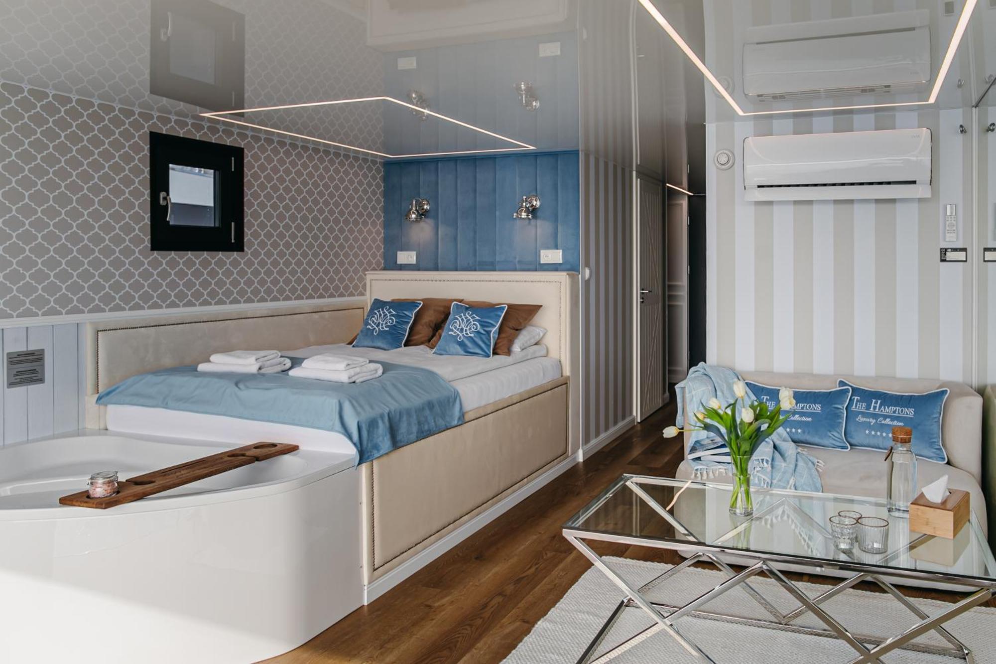 Grand Ht Houseboats- Domki Na Wodzie - Jacuzzi, Sauna, Motorboat Großmöllen