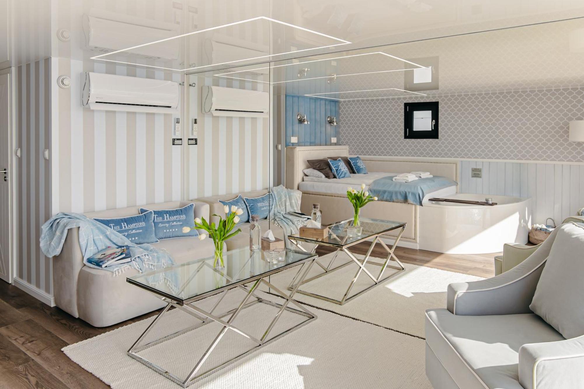 Grand Ht Houseboats- Domki Na Wodzie - Jacuzzi, Sauna, Motorboat * Großmöllen