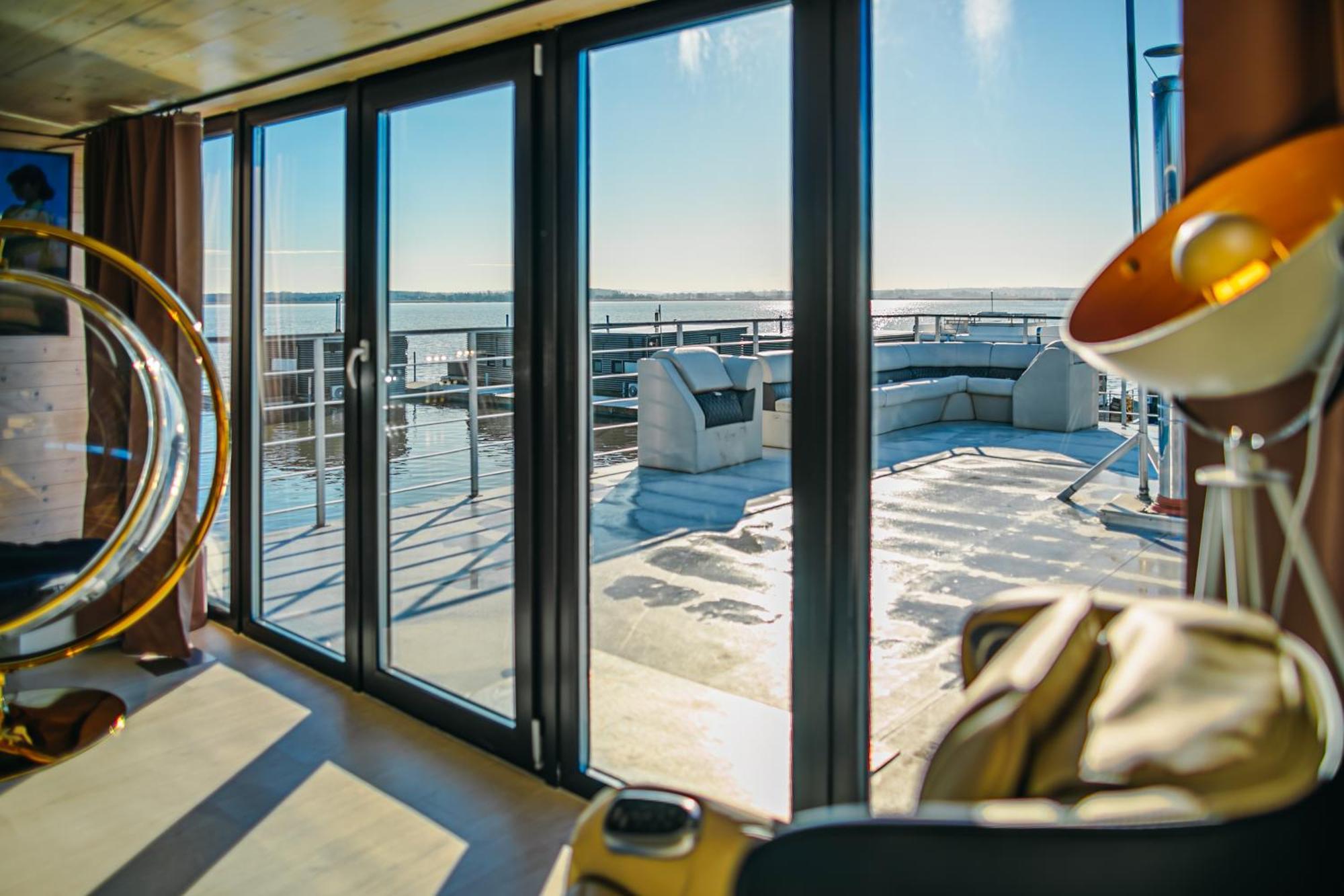 Grand Ht Houseboats- Domki Na Wodzie - Jacuzzi, Sauna, Motorboat * Großmöllen
