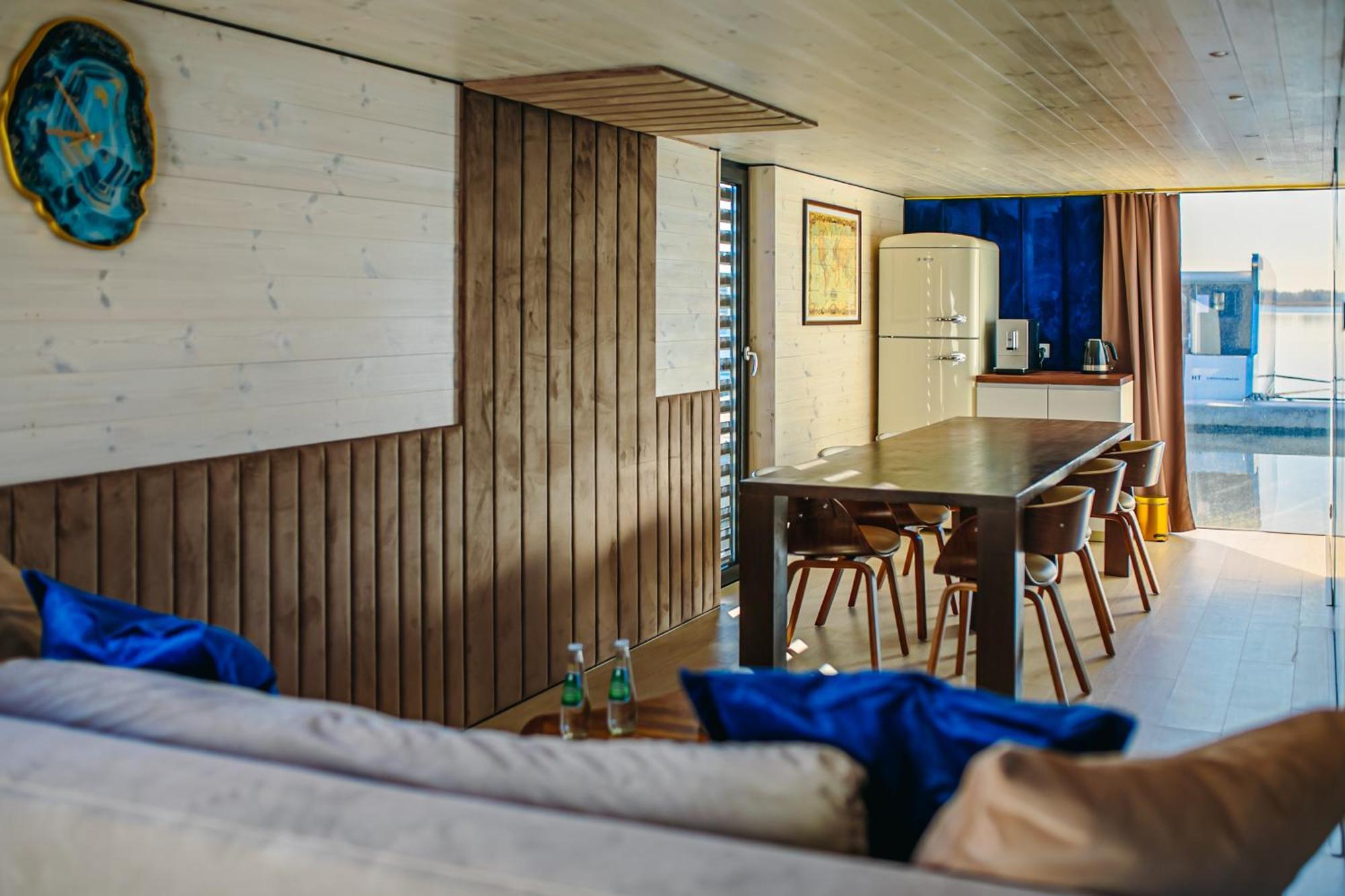 Grand Ht Houseboats- Domki Na Wodzie - Jacuzzi, Sauna, Motorboat *