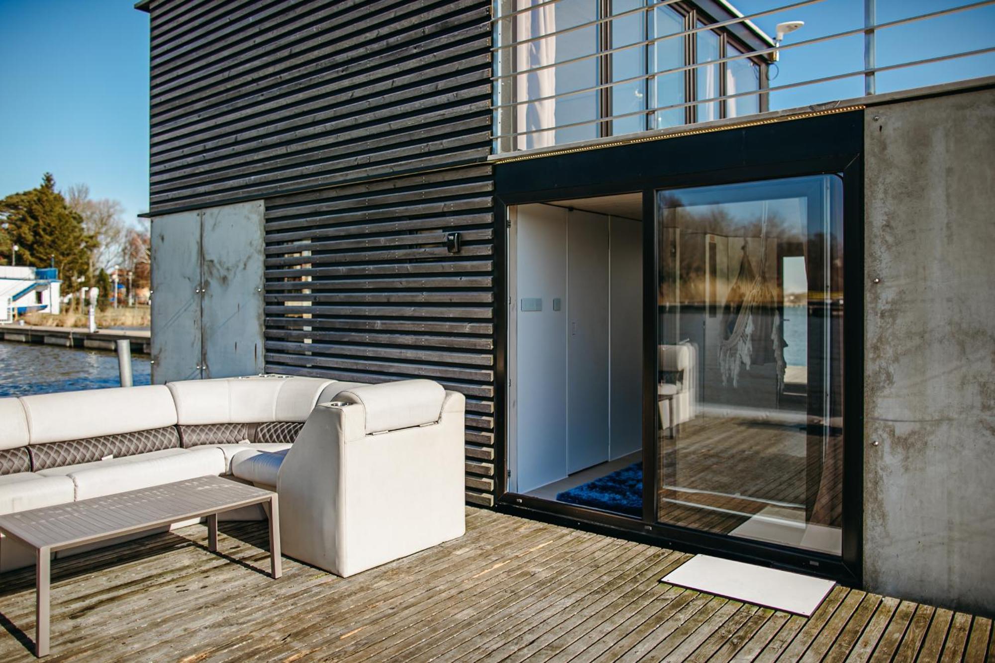 Botel Grand Ht Houseboats- Domki Na Wodzie - Jacuzzi, Sauna, Motorboat Großmöllen